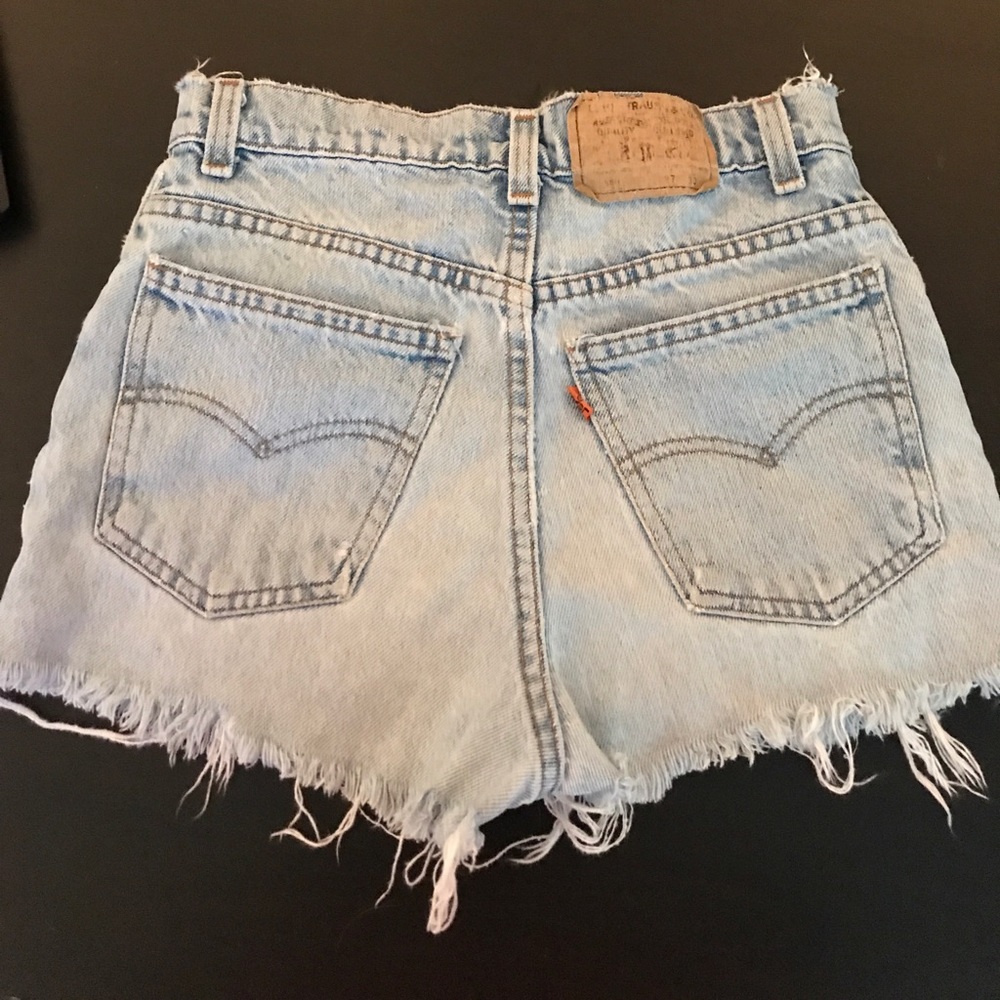 High waisted Levi cutoffs